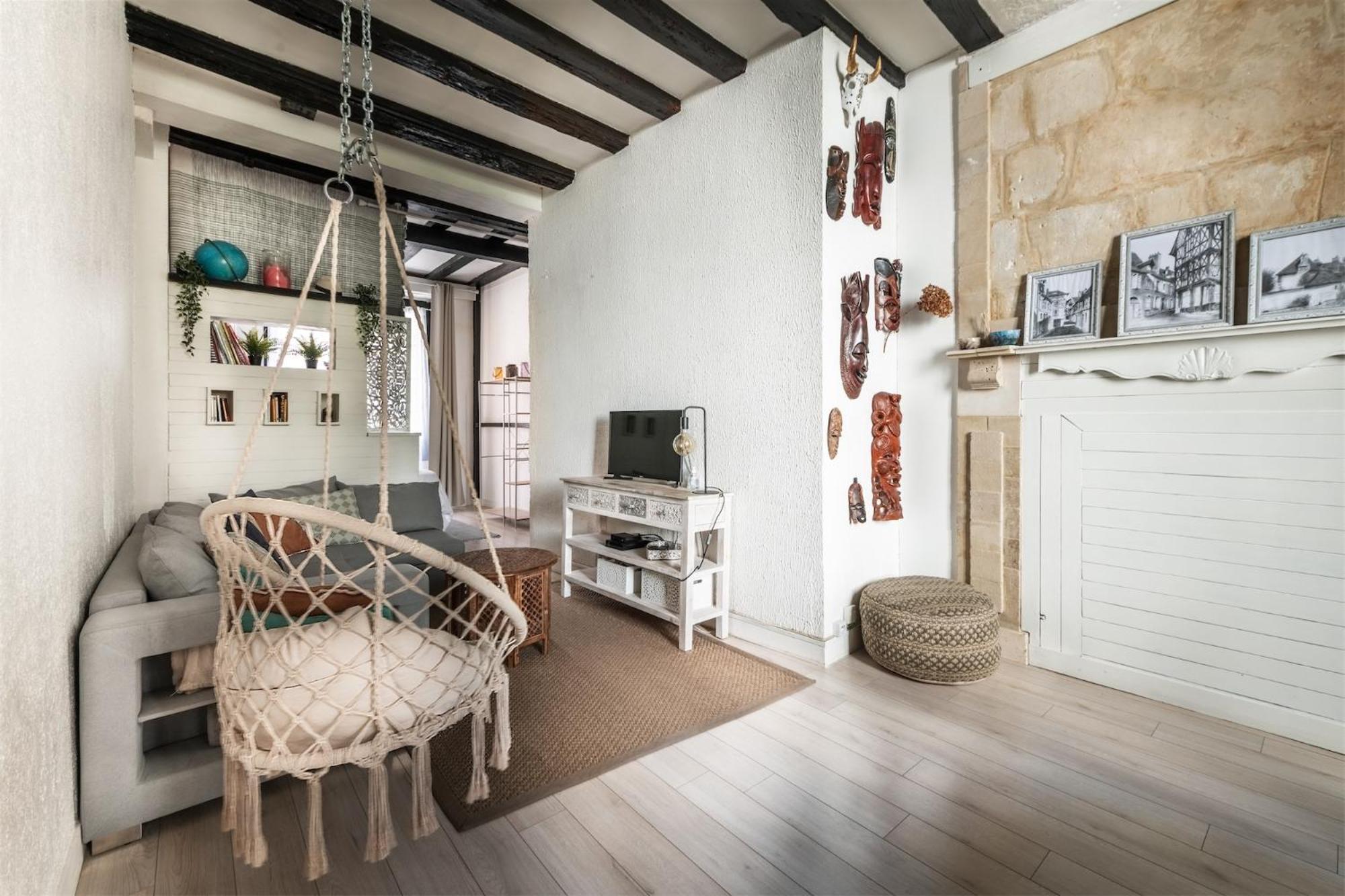 Le Cocon Bourbonnoux Apartment Бурж Екстериор снимка